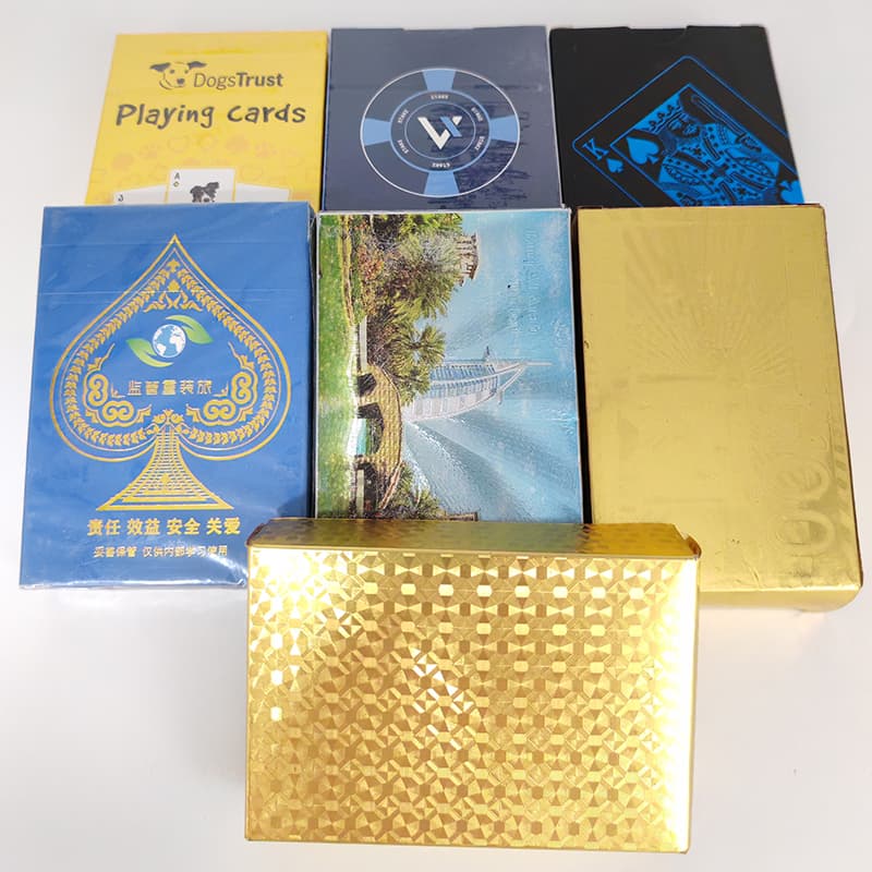 Advantages of Customized Cards