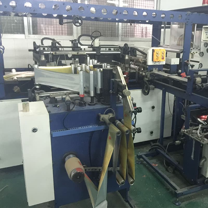 Production Line of Packaging Bags Factory by Rundongyang.jpg