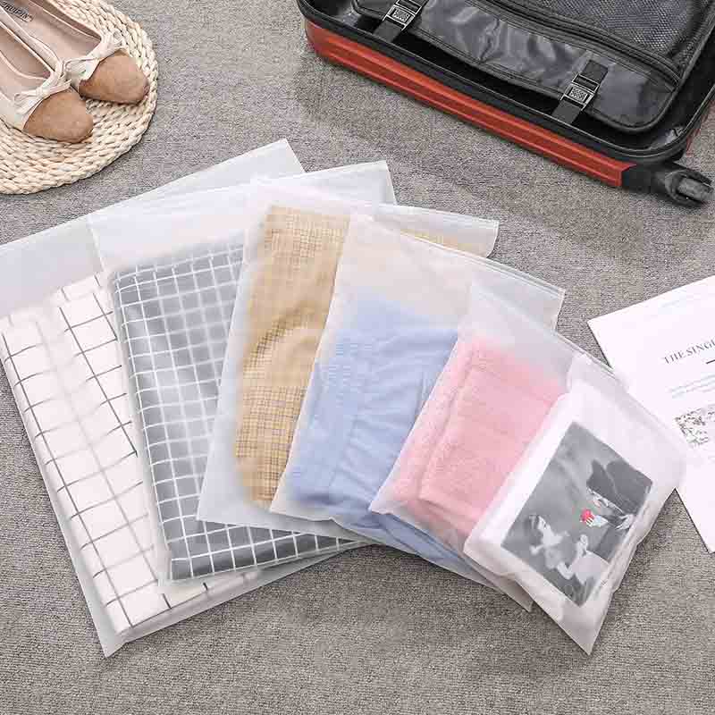 Durable LDPE Zipper Pouch Custom Printed Clothing Packaging Bag with Logo