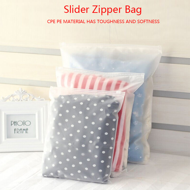 Customized Recyclable Zipper Packaging Bag for Shirts Jackets and Fashion Items