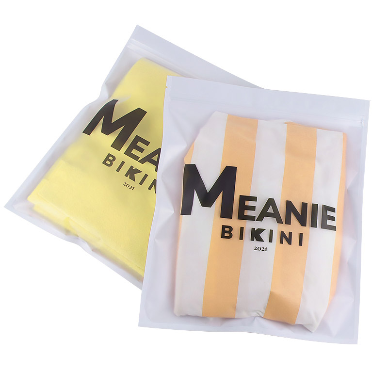 Custom LDPE Zipper Clothing Packaging Bags With Clear Window and Extra Thickness